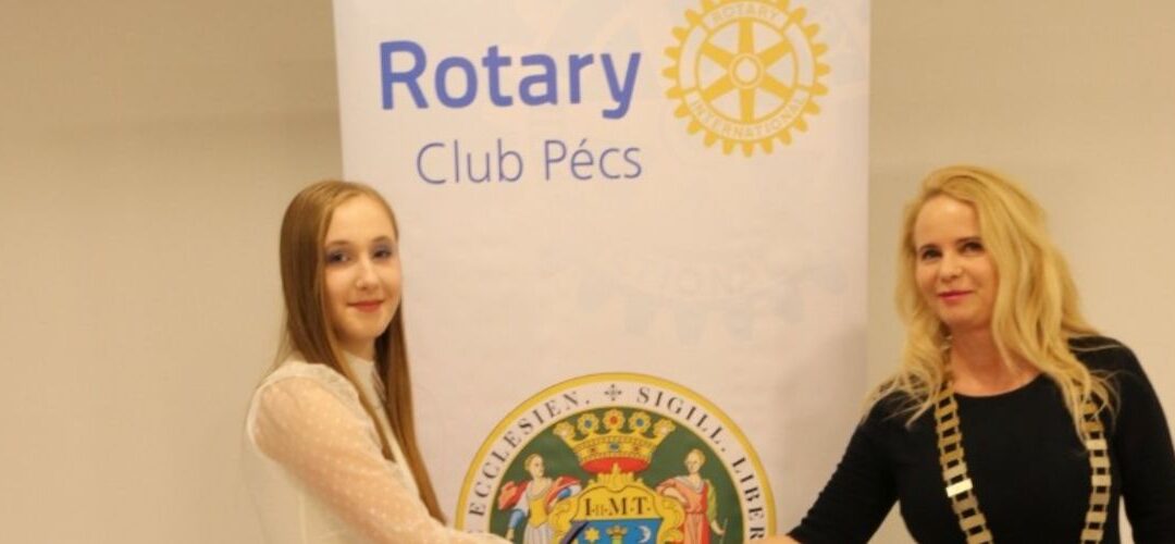 Fejes Csenge (10.g) Rotary-díjban részesült