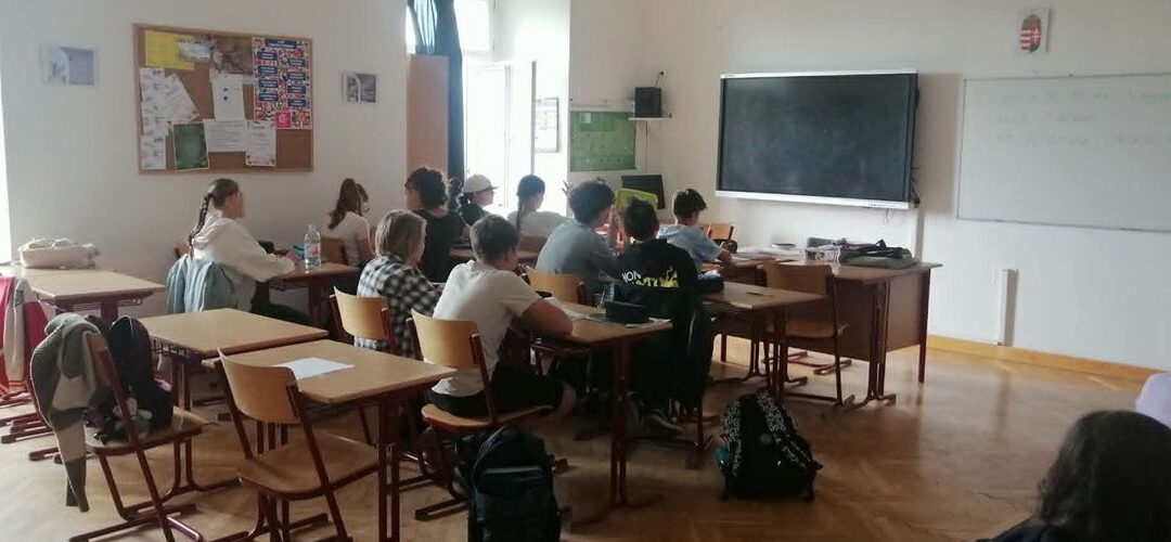 Fénymentes tanórák
